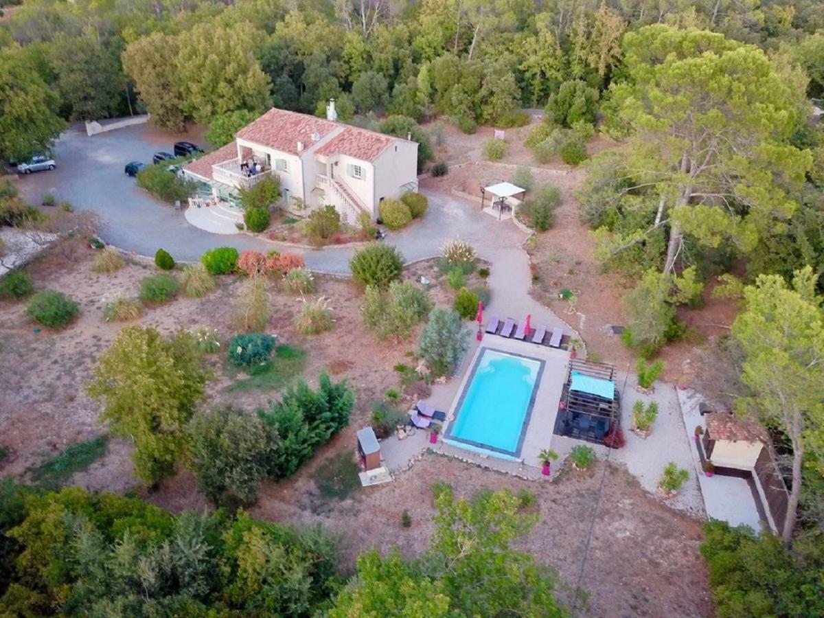 Апартаменти La Bastide De L'Issole Besse-sur-Issole Екстер'єр фото